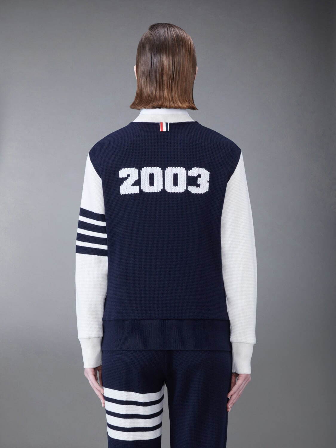 トム ブラウンの設立年“2003”を施した20周年Tシャツ＆ジャケット、伊勢丹新宿店で先行発売｜写真161