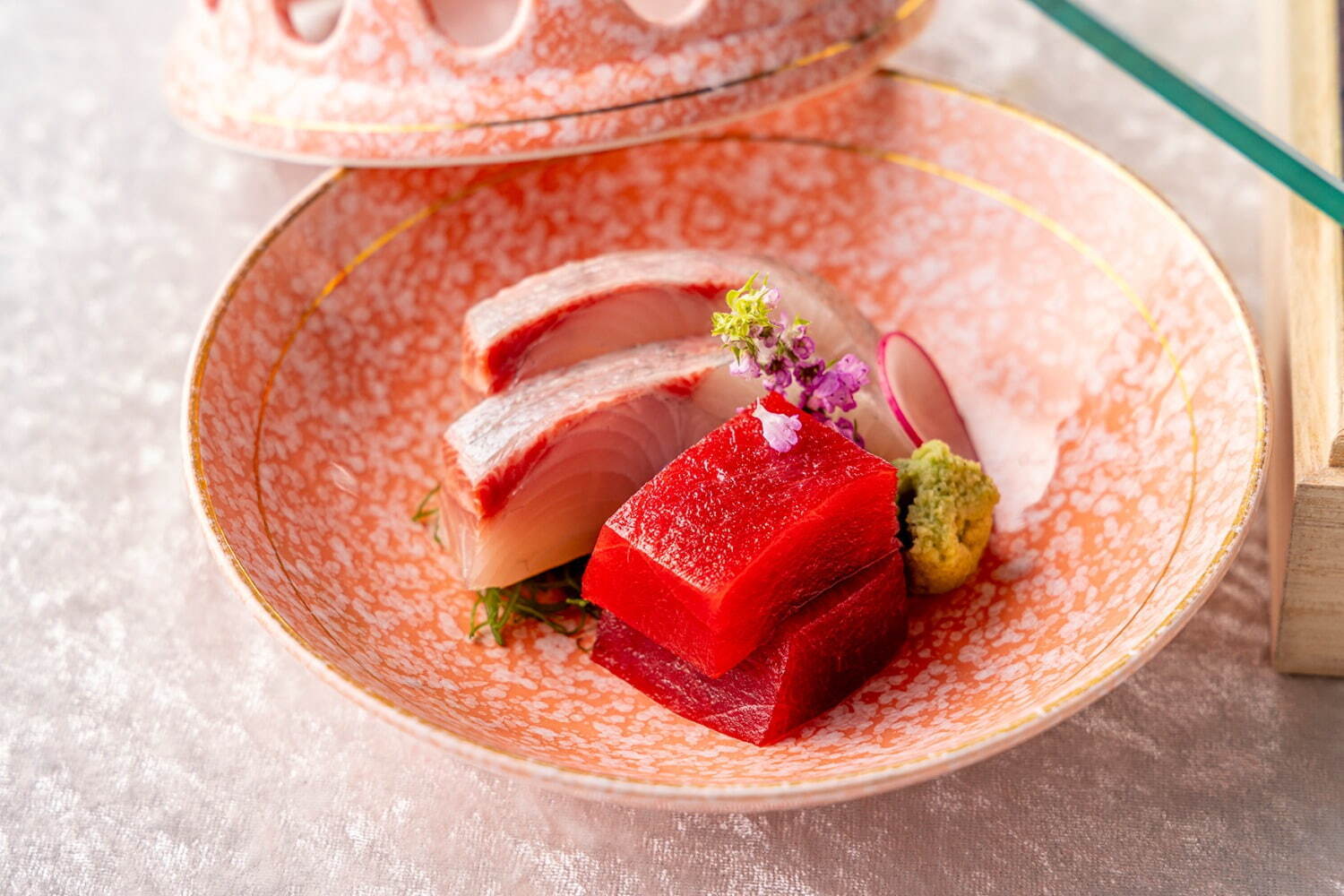 ヒルトン東京「華てまりアフタヌーン」花の蕾のようなてまり寿司＆特製パフェ付きランチプラン｜写真4