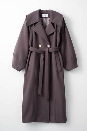 ミューラル、ボリューム袖のウールコート＆“雪化粧”のジャカードニット