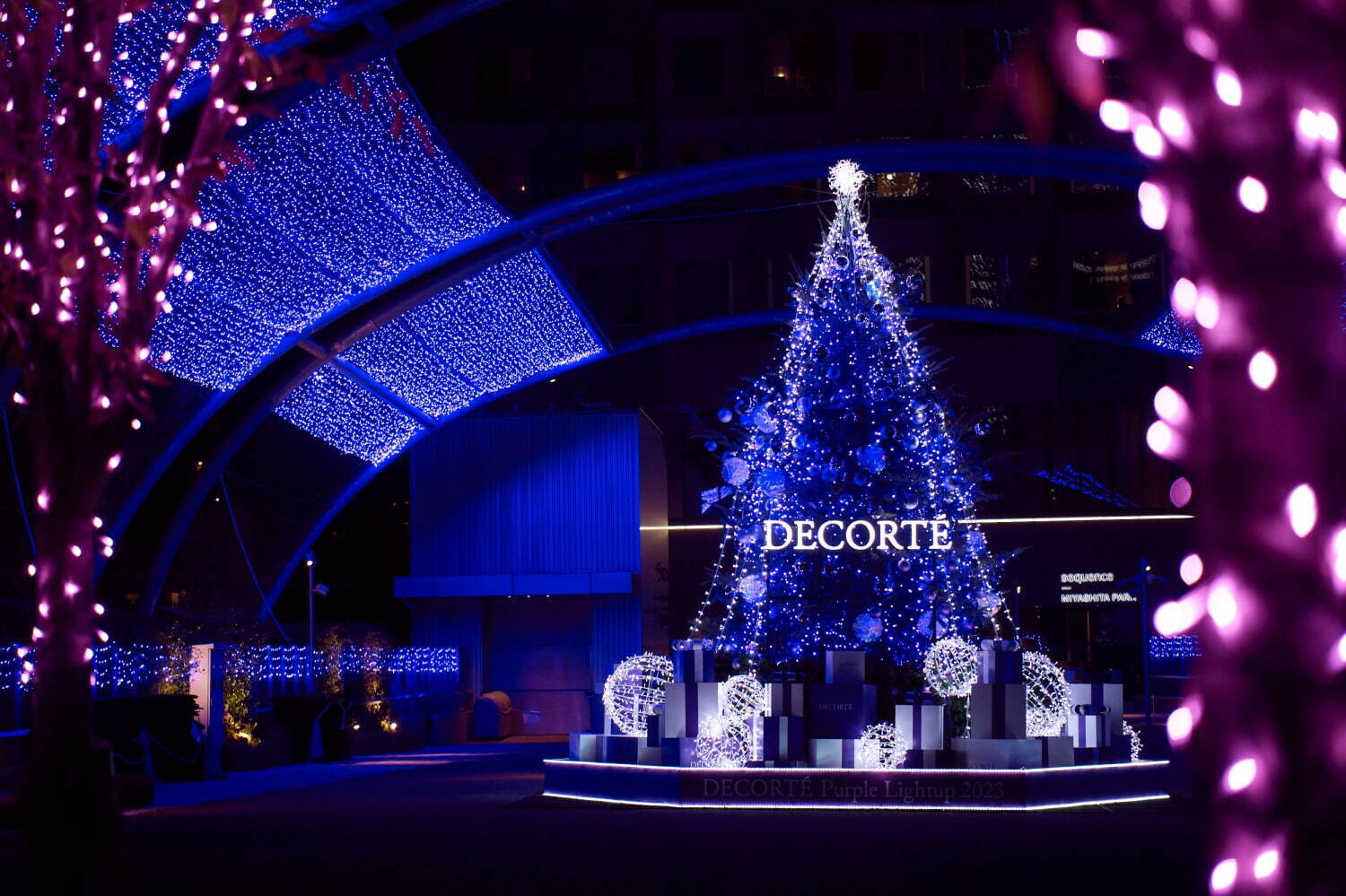 渋谷ミヤシタパークのクリスマスイルミネーション2023、“パープル”の光でライトアップ｜写真3