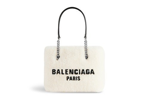 バレンシアガ : BALENCIAGA - ファッションプレス