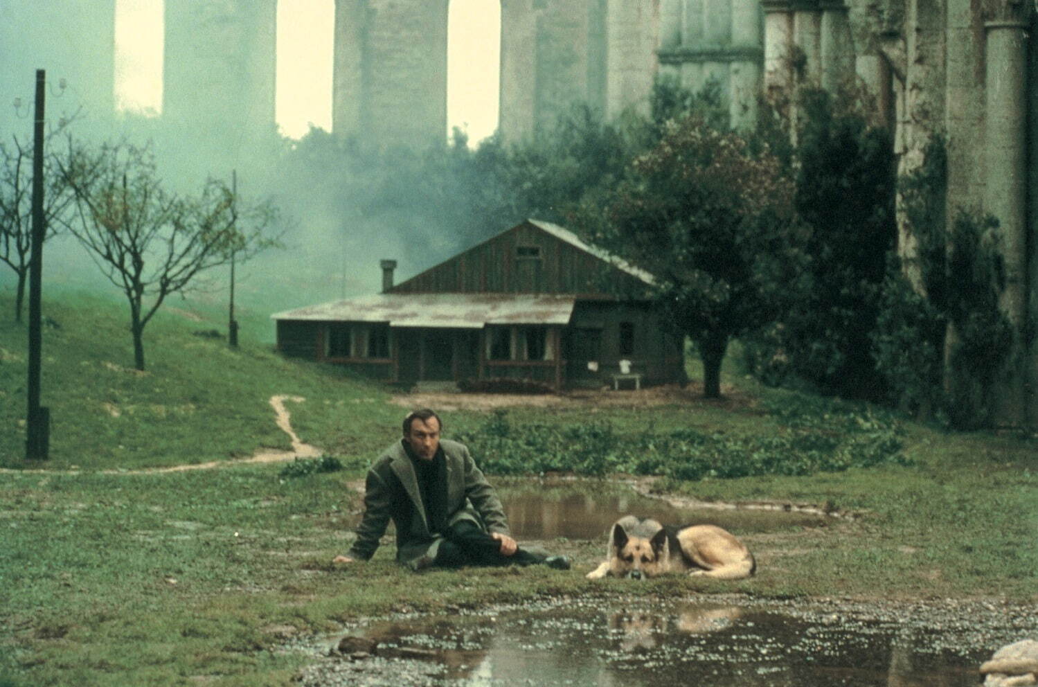 映画『ノスタルジア』4K 修復版で - アンドレイ・タルコフスキー監督が“郷愁”を描く詩的宇宙 | 写真