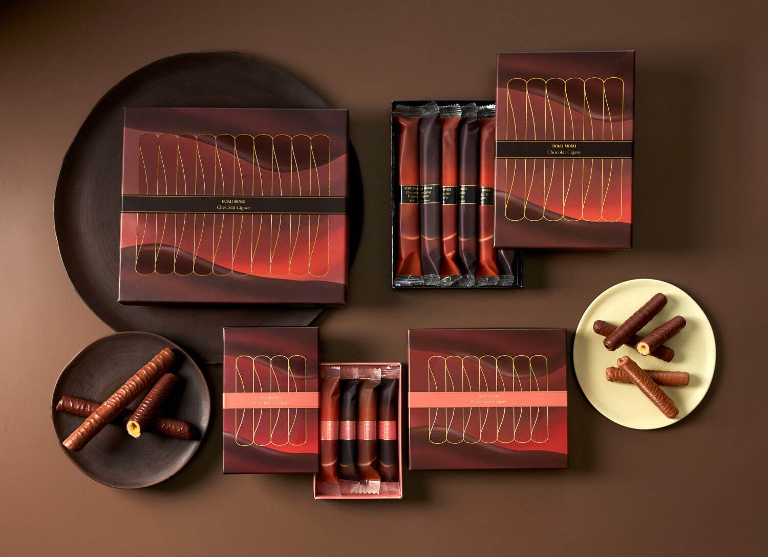ヨックモック24年バレンタイン「ショコラ シガール」“たっぷりベルギー産チョコ”のロール状クッキー - ファッションプレス