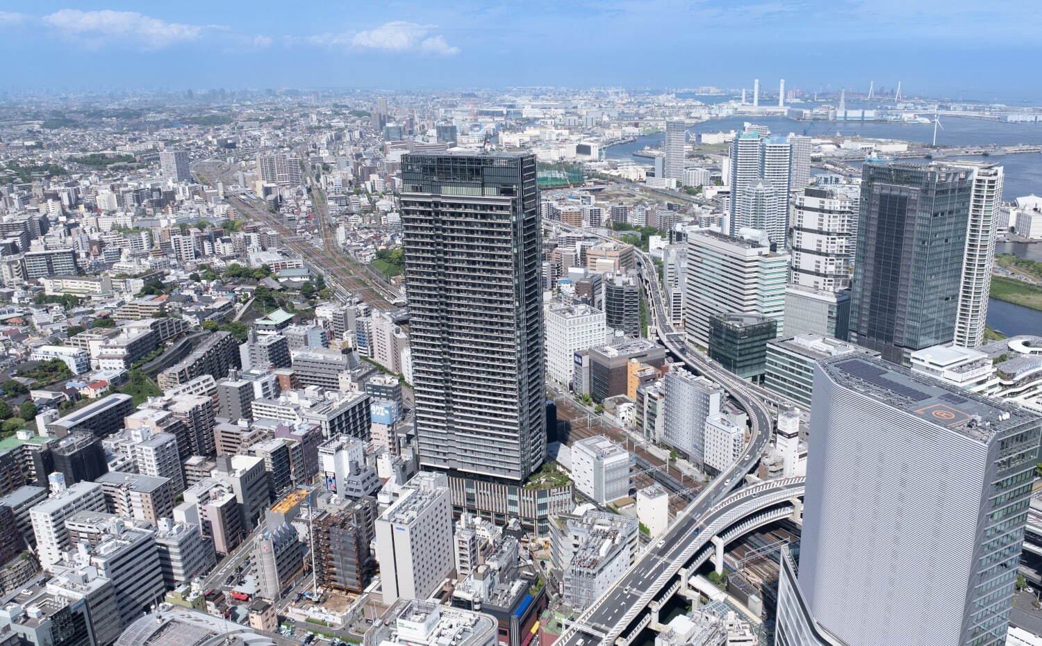 横浜駅きた西口の“駅直結”大型複合施設「ザ ヨコハマ フロント」飲食の路面店やホテルがオープン｜写真55