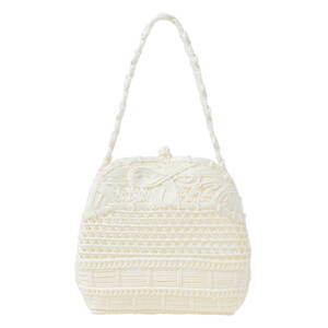 マメ クロゴウチ“花籠”着想のコード刺繍バッグにホワイトカラー 