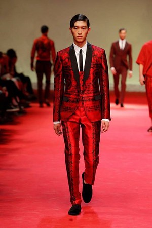 ドルチェ ガッバーナ 15年春夏メンズコレクション シチリアの赤 ファッションプレス