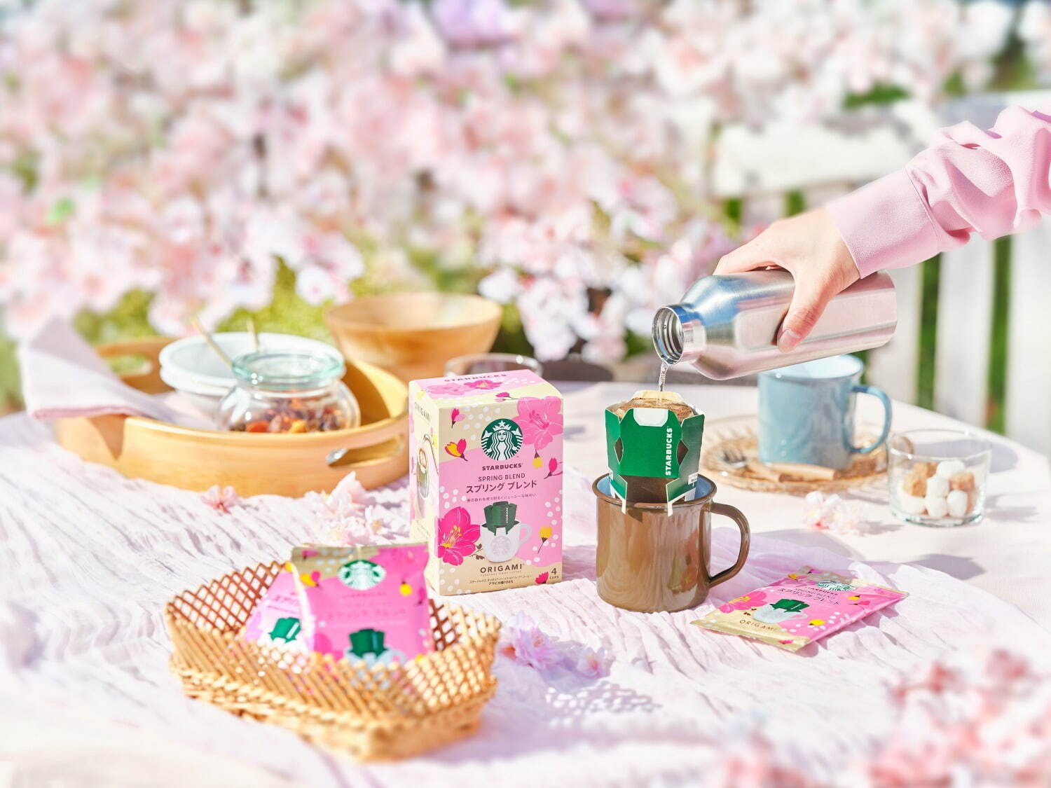 桜スイーツ特集＜2024＞“さくら香る”マカロンやチーズケーキ、ホワイトチョコ×桜の春限定ドリンクも｜写真6