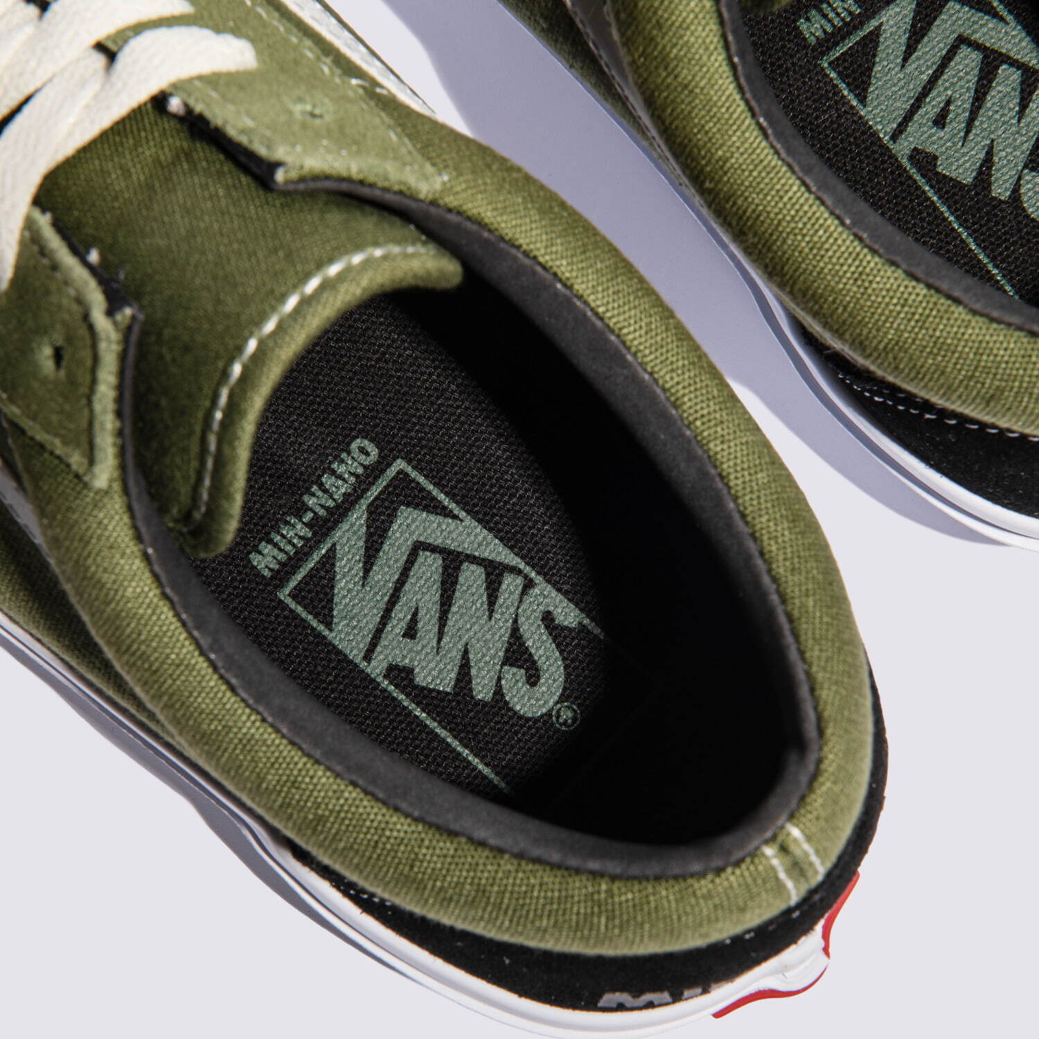 VANS×ミンナノ、“リフレクター付き”オールドスクールのコラボシューズや手描きロゴTシャツ｜写真7