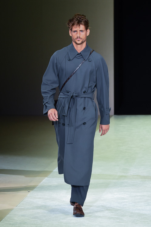 ジョルジオ アルマーニ 15年春夏メンズコレクション 巨匠のリラックステーラード ファッションプレス