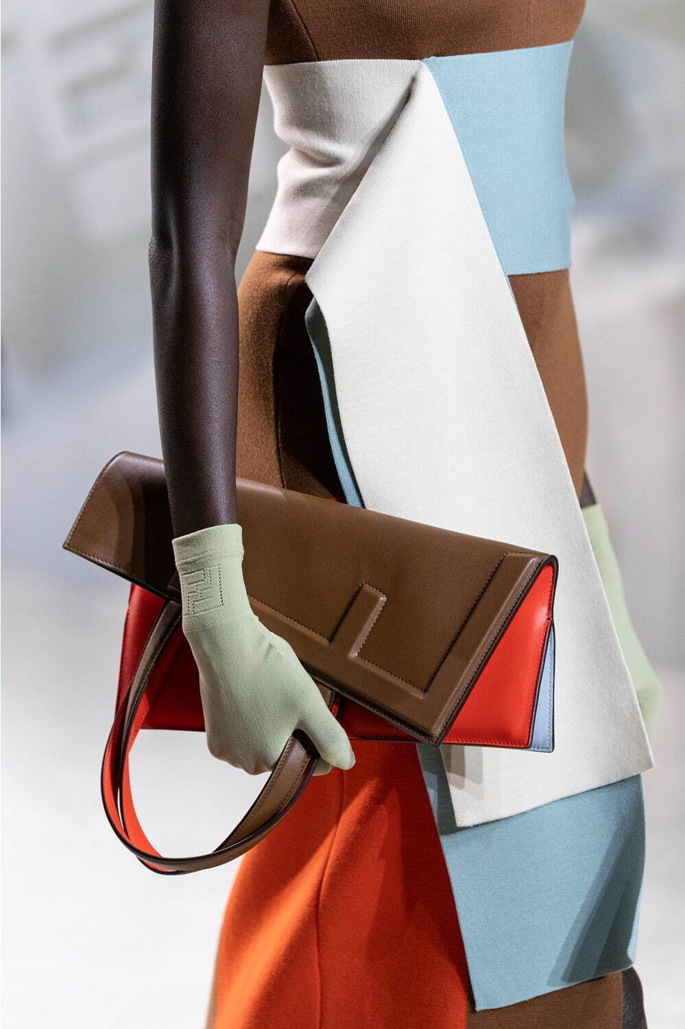 フェンディ(FENDI) フェンディ フリップ｜写真7