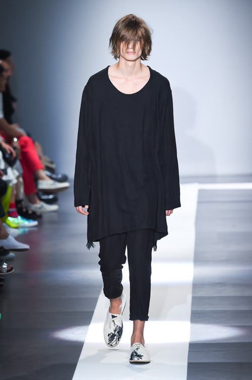 アン ドゥムルメステール(ANN DEMEULEMEESTER) 2015年春夏メンズコレクション  - 写真41