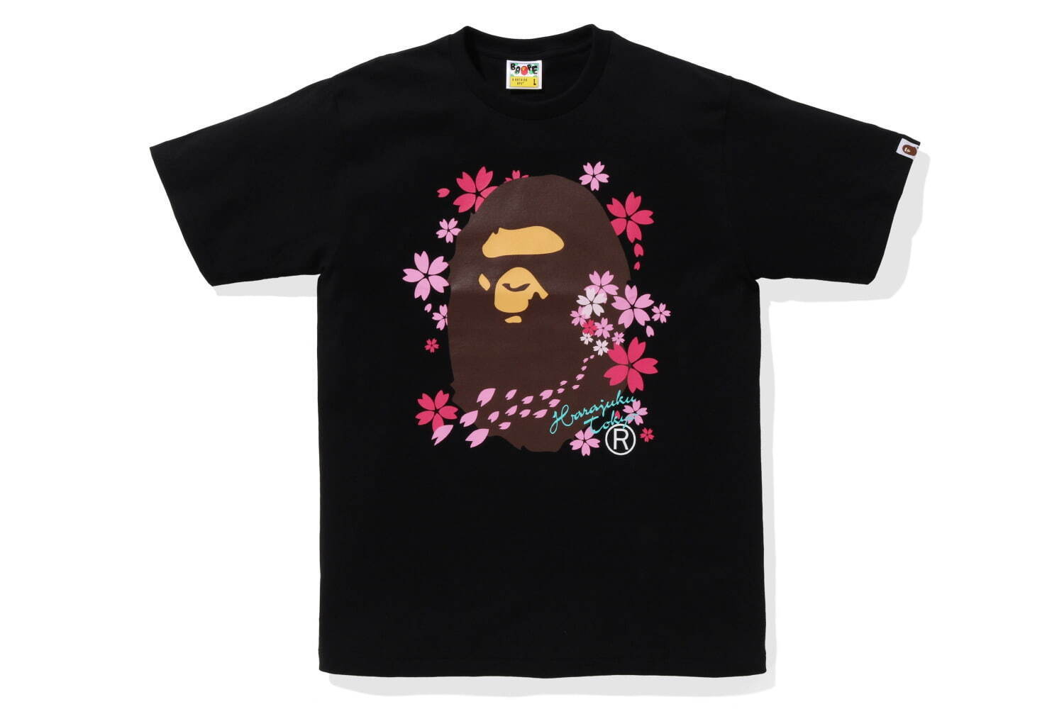 ア ベイシング エイプ“桜”モチーフのTシャツ、富士山が覗くエイプヘッドや花見など和デザインで｜写真7