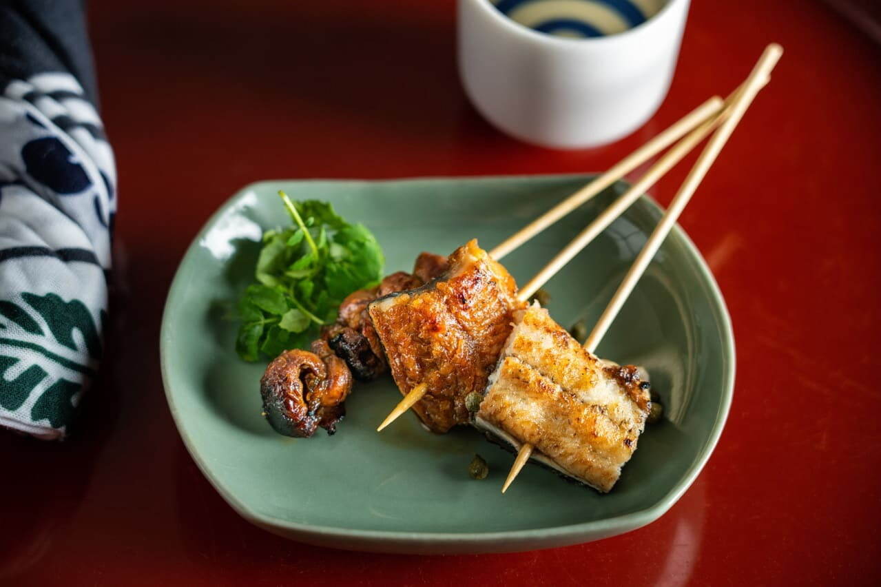 地焼き鰻 にょろ助(鰻)