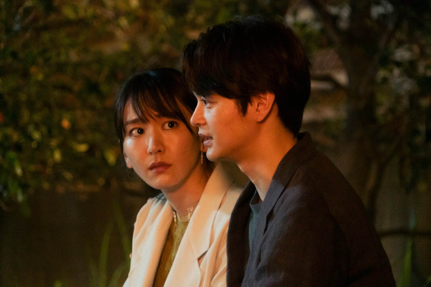 映画『違国日記』新垣結衣演じる槙生と姪の同居譚、親子でも友達でもないふたりの関係 - 本予告解禁｜写真4