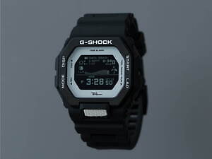 G-SHOCKのロンハーマン限定腕時計「GBX-100」、ブラック×ホワイトの ...