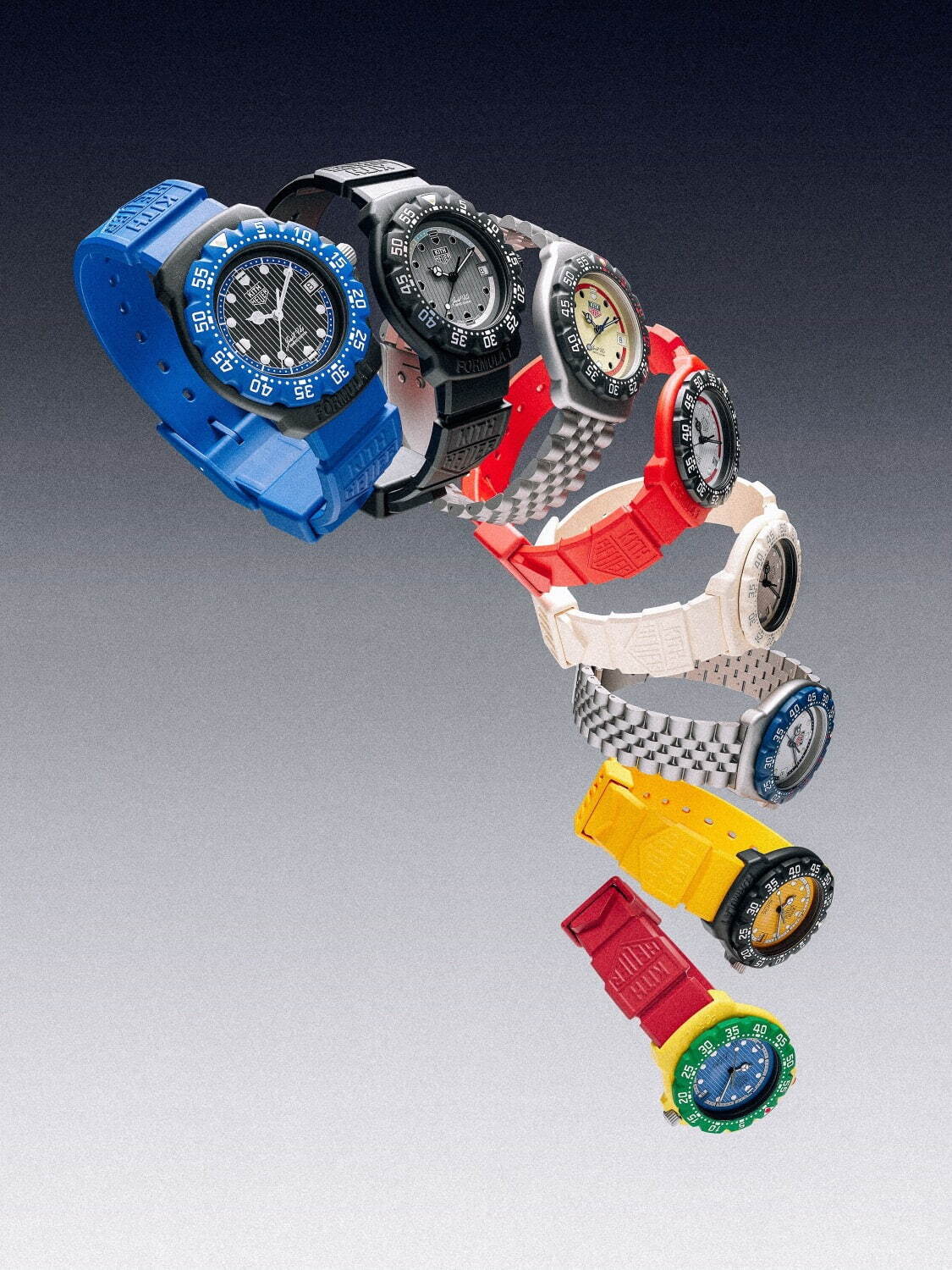 タグ・ホイヤー×Kithの腕時計「タグ・ホイヤー フォーミュラ1」カラフルで大胆なカラーリングに｜写真12