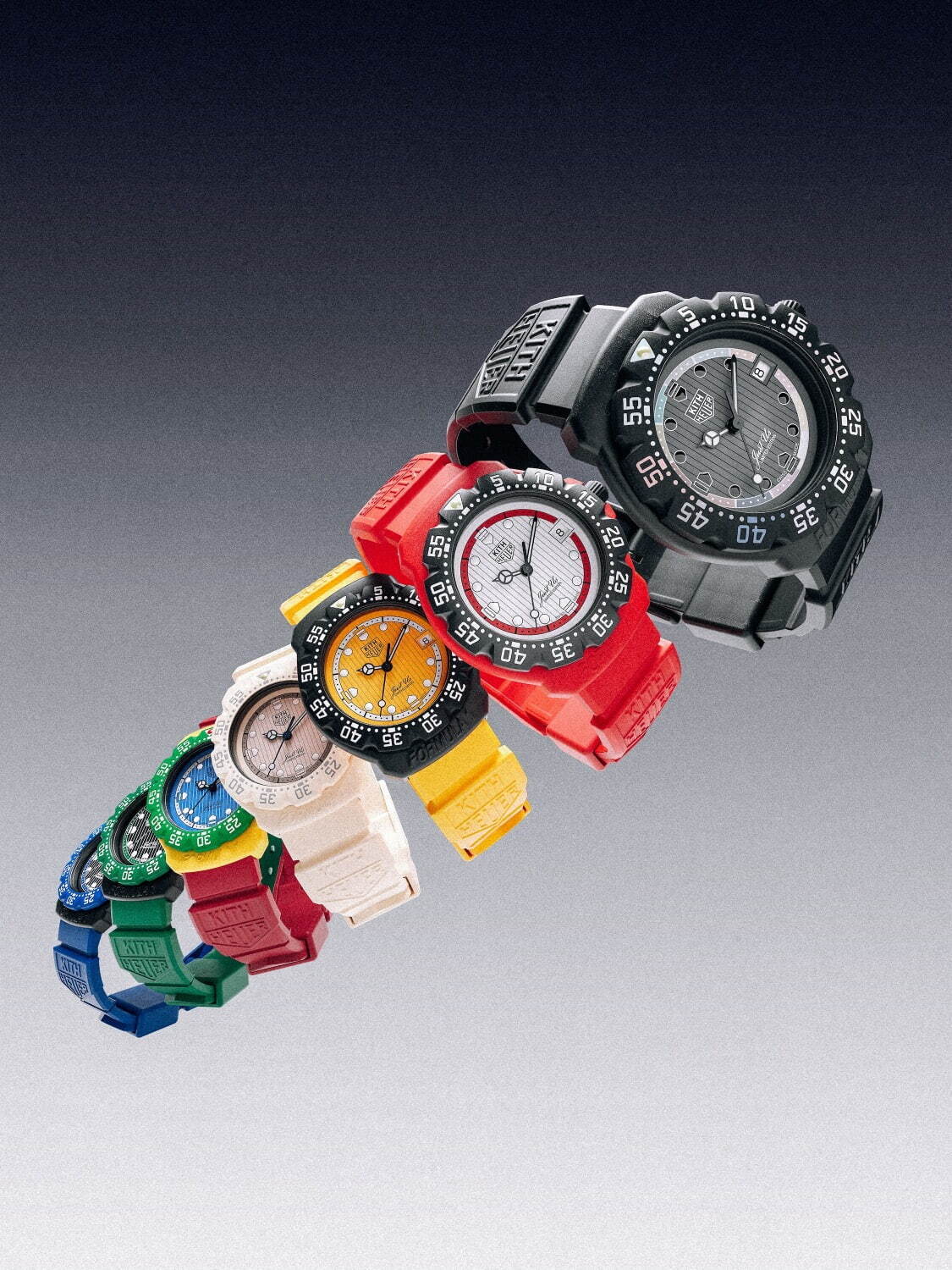 タグ・ホイヤー×Kithの腕時計「タグ・ホイヤー フォーミュラ1」カラフルで大胆なカラーリングに｜写真13