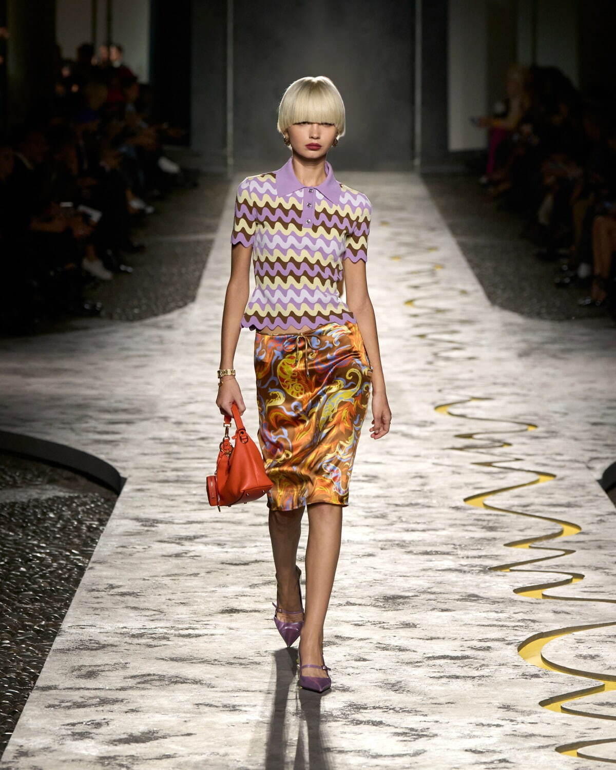 ヴェルサーチェ(VERSACE) 2025年春夏ウィメンズ&メンズコレクション  - 写真37