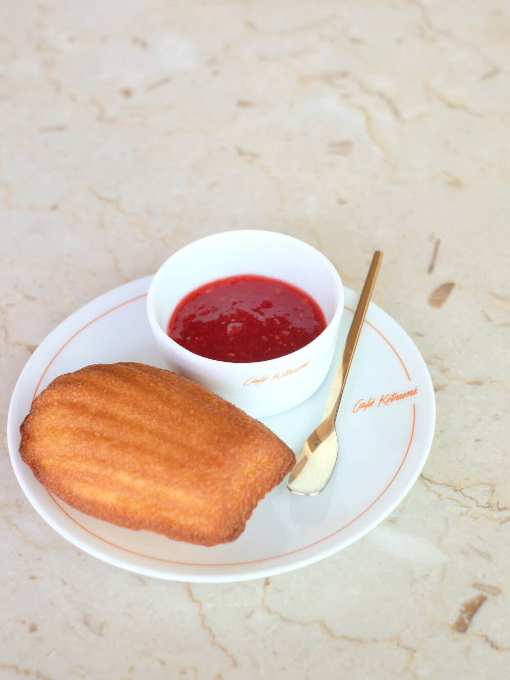 カフェ キツネ“チョコチップ×ミント”の限定ドリンクや京都産宇治抹茶のバスクチーズケーキ｜写真7