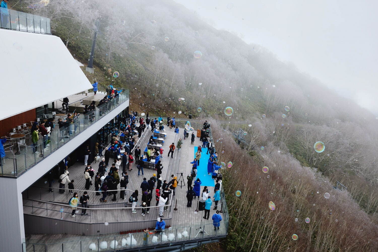 星野リゾート トマム「雲海テラス」24年の営業開始、標高1,088mの展望デッキで雲海を鑑賞｜写真9