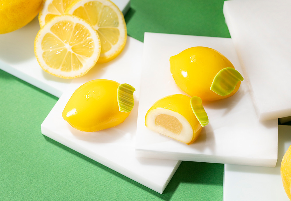 レモンシーズン 瀬戸内レモンソース香るレモンの生ショコラケーキ 3個入 1,296円