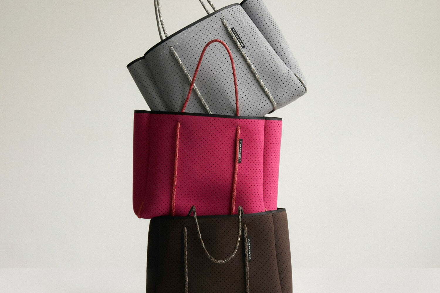 ステート オブ エスケープ「エスケープコレクション」バッグに新3色、阪急うめだ本店の限定ストアで - ファッションプレス