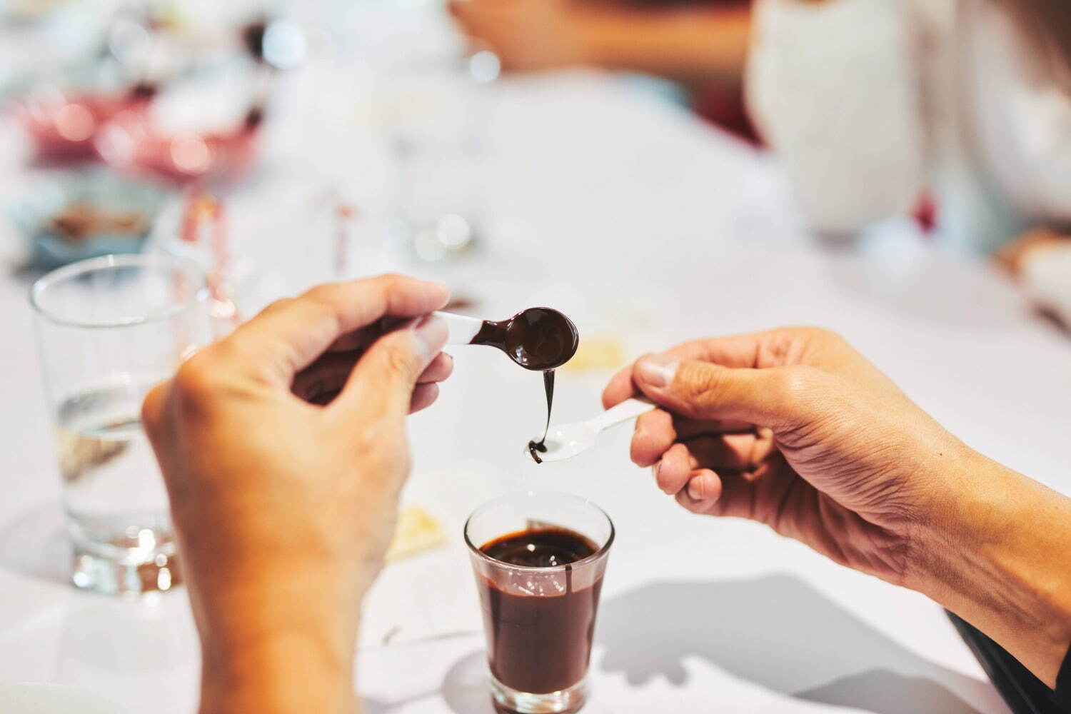 メゾンカカオ(MAISON CACAO) 生ガトーショコラ｜写真2