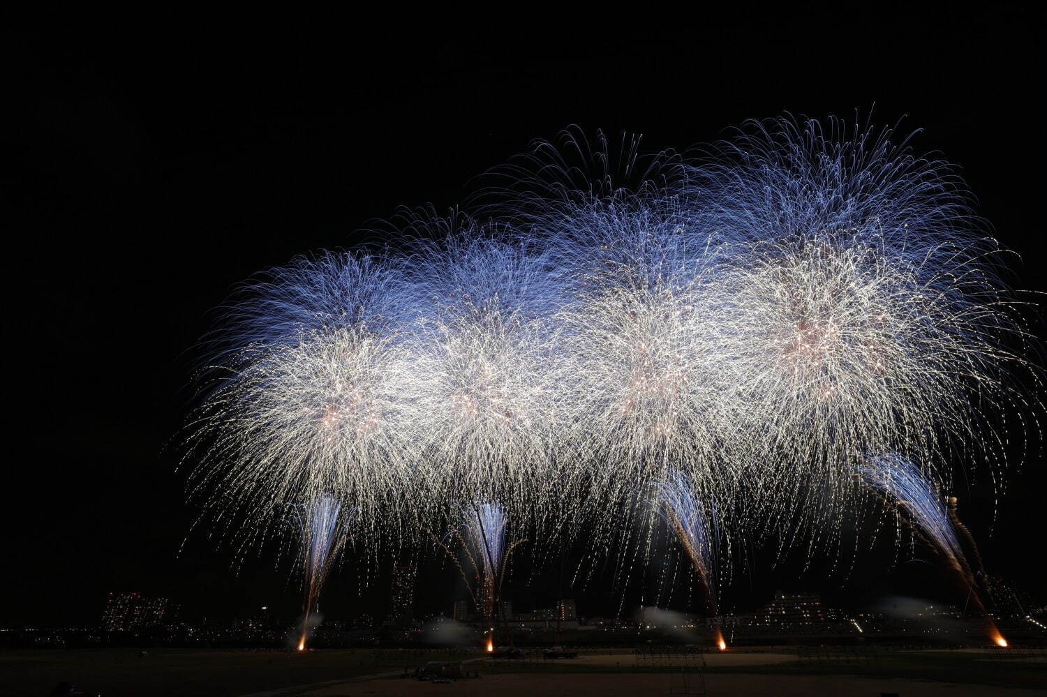 東京の花火大会＜2024年夏＞日時場所など開催情報まとめ、デートや夏休みにおすすめな有名イベント｜写真14