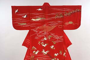 展覧会「江戸時代のきもの」奈良県立美術館で、着物の歴史や意匠に着目、約120点を展示