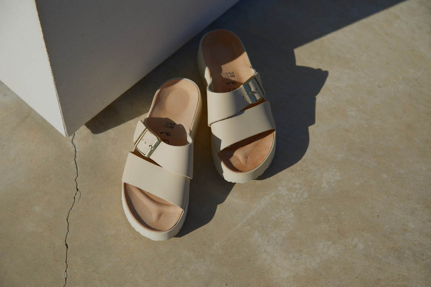 ビルケンシュトック(BIRKENSTOCK) パピリオ｜写真39