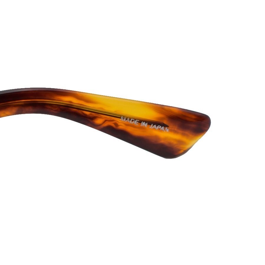 マインデニム×金子眼鏡の初コラボサングラス、“ロックスター風”オーバル＆ウェリントンタイプ｜写真7