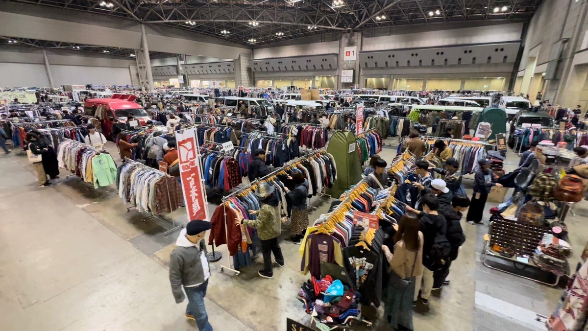 国内最大級の古着販売イベント「フルギフェス」東京ビッグサイトに古着屋250店舗以上が集結｜写真1
