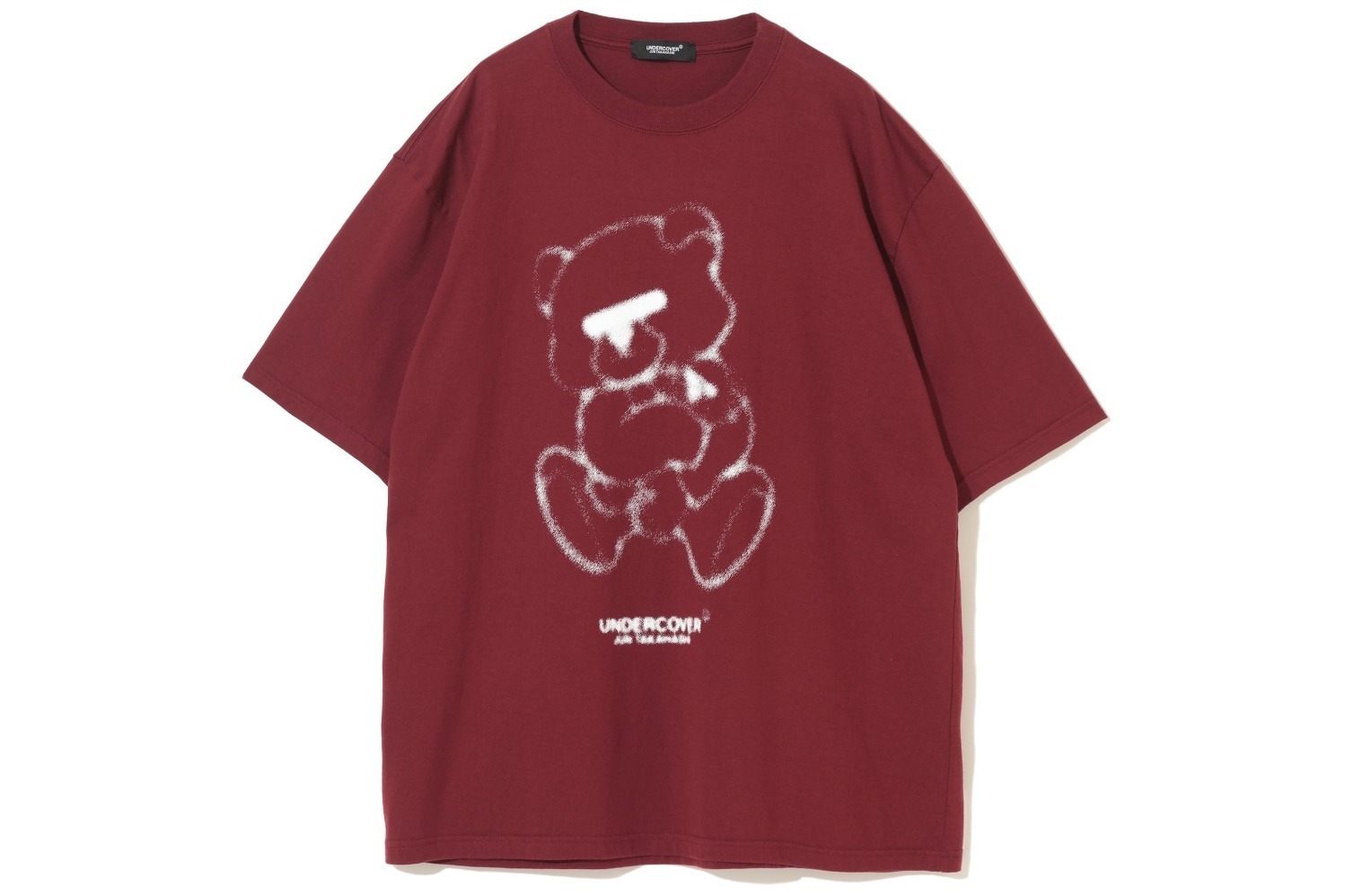 アンダーカバー 青山がリニューアル、ベア＆“U”ロゴTシャツやカラフルなナイロンバッグなど新作も - ファッションプレス