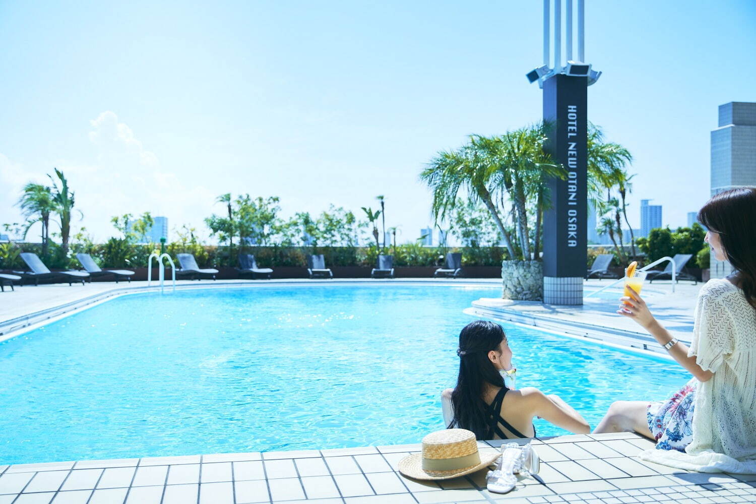ホテルニューオータニ大阪“非日常を楽しむ”ラグジュアリーナイトプール、イプサのミスト付きプランも｜写真8