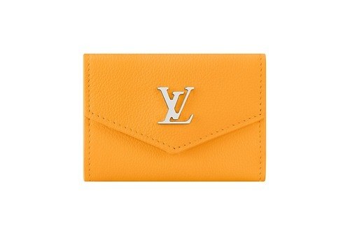ルイ・ヴィトン「モノグラム・キャンバス」のウィメンズ二つ折り財布や“封筒型”フラップのミニ財布