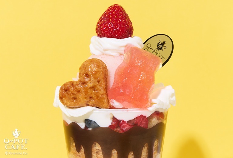 Q-pot CAFE.「ベアグミ」主役のアフタヌーンティー、“リボン”カップケーキやマカロンも｜写真13