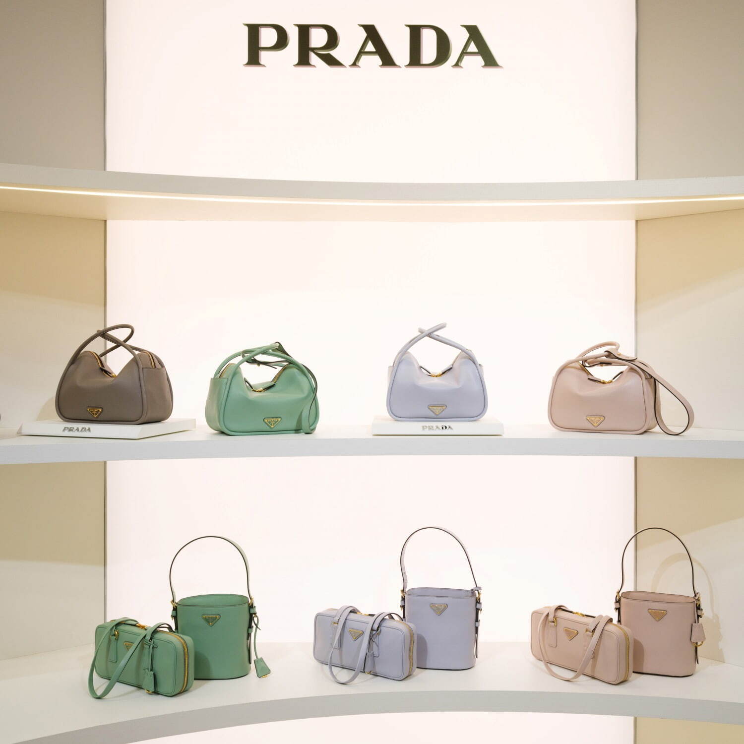 プラダ(PRADA) プラダ エメ｜写真1