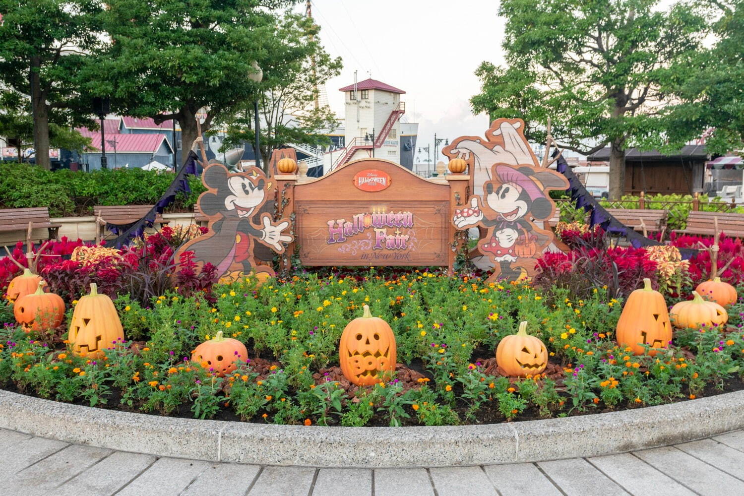 東京ディズニーランド＆シーのハロウィーン、ヴィランズ主役のパレード＆マレフィセントのベレー帽など｜写真5