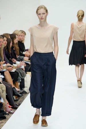 マーガレット ハウエルの2011年春夏コレクション - ロンドン・ファッション・ウィーク - ファッションプレス