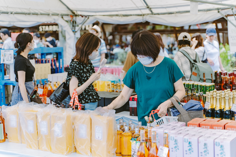 「全国梅酒まつり」東京・湯島天神に全国約120種が集結、飲み比べや希少な“獺祭梅酒”も｜写真6