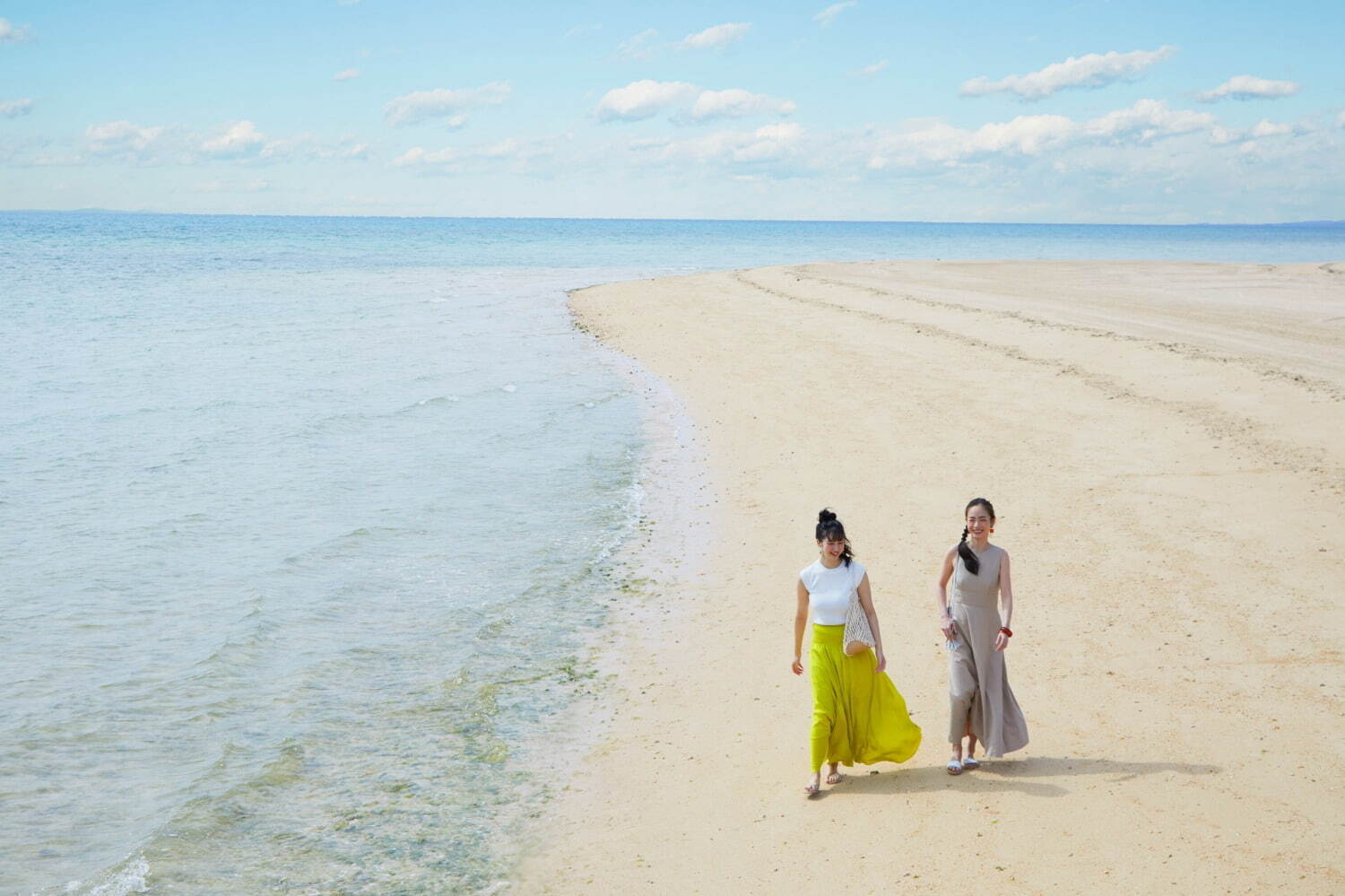 沖縄・星野リゾート リゾナーレ⼩浜島、“サンゴ礁の海”で絶景ビアガーデン｜写真6