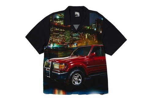 ハフ×トヨタ「ランドクルーザー」“自動車”グラフィック入りTシャツやワッペン付きジャケット