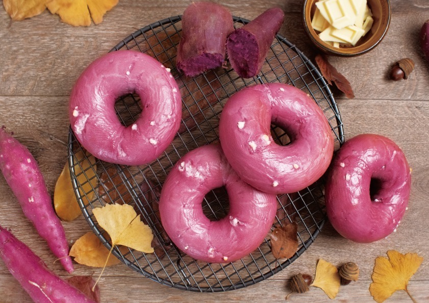 ベーグルアンドベーグル(BAGEL & BAGEL) 紫いもとホワイトチョコレート｜写真1