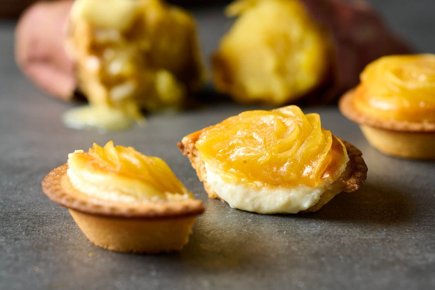 ベイク チーズタルト(BAKE CHEESE TART) さつまいもバター｜写真1