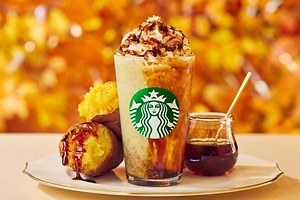 スターバックス新作「焼き芋 香ばしカラメル フラペチーノ」“ねっとり”焼き芋×ほろ苦カラメルソース