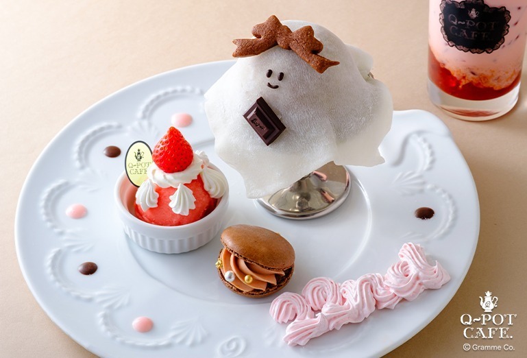 Q-pot CAFE.“オバケちゃん”の濃厚チョコレートムース、マカロンセットの限定スイーツプレートで｜写真2