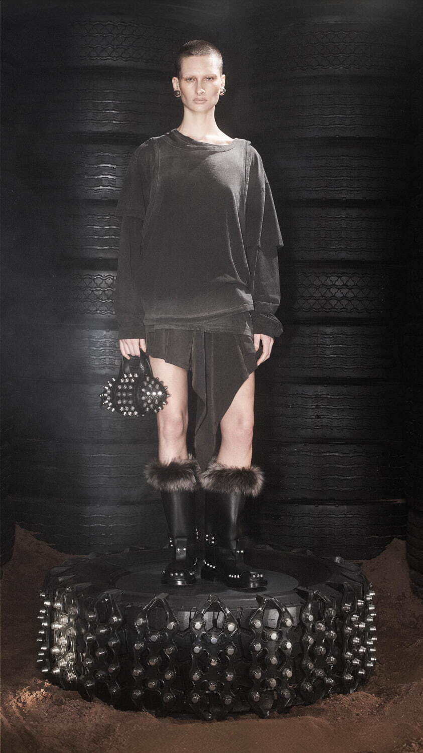 アレキサンダー ワン(alexanderwang) 2024年プレフォールウィメンズコレクション  - 写真18