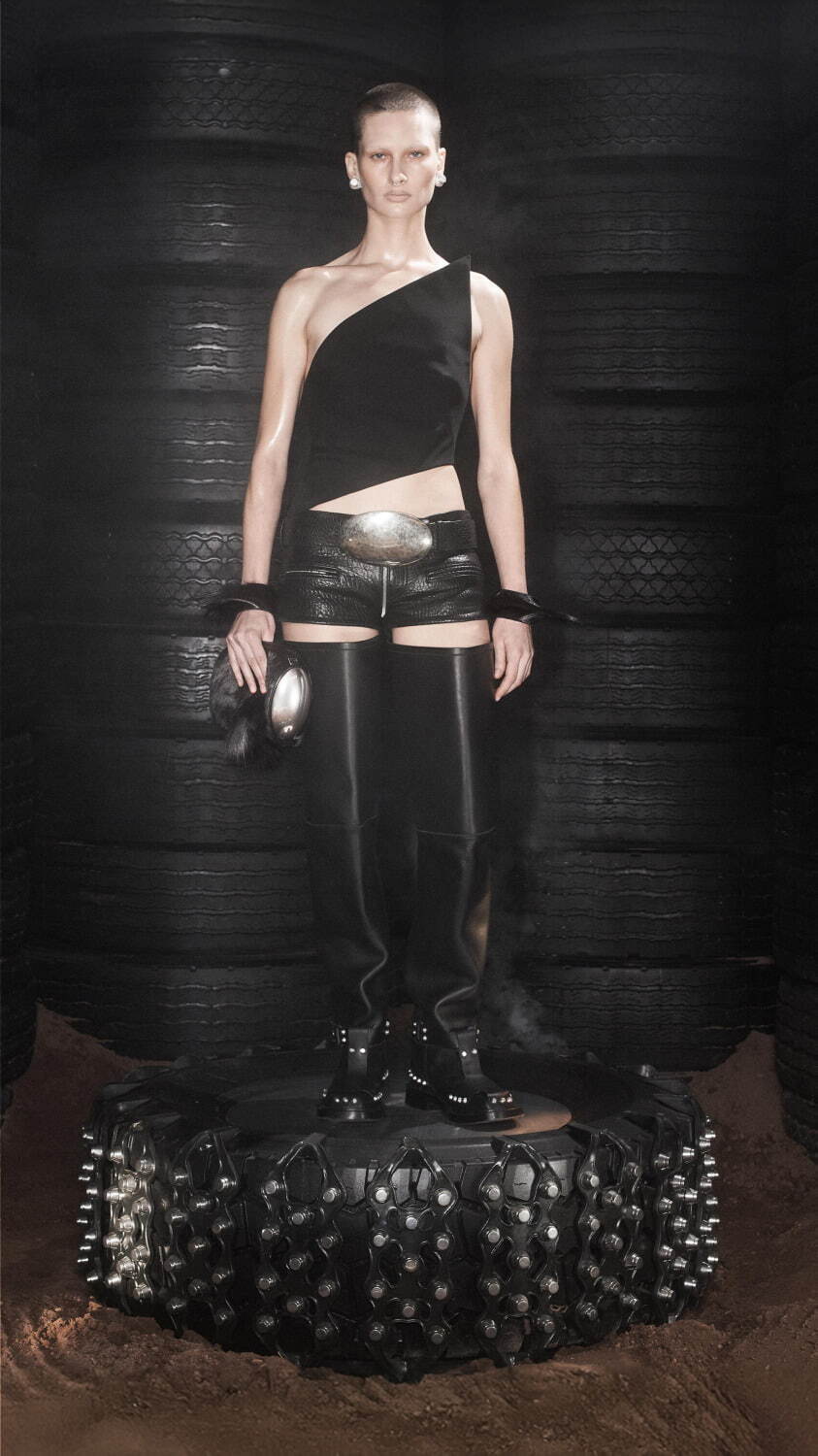 アレキサンダー ワン(alexanderwang) 2024年プレフォールウィメンズコレクション  - 写真27