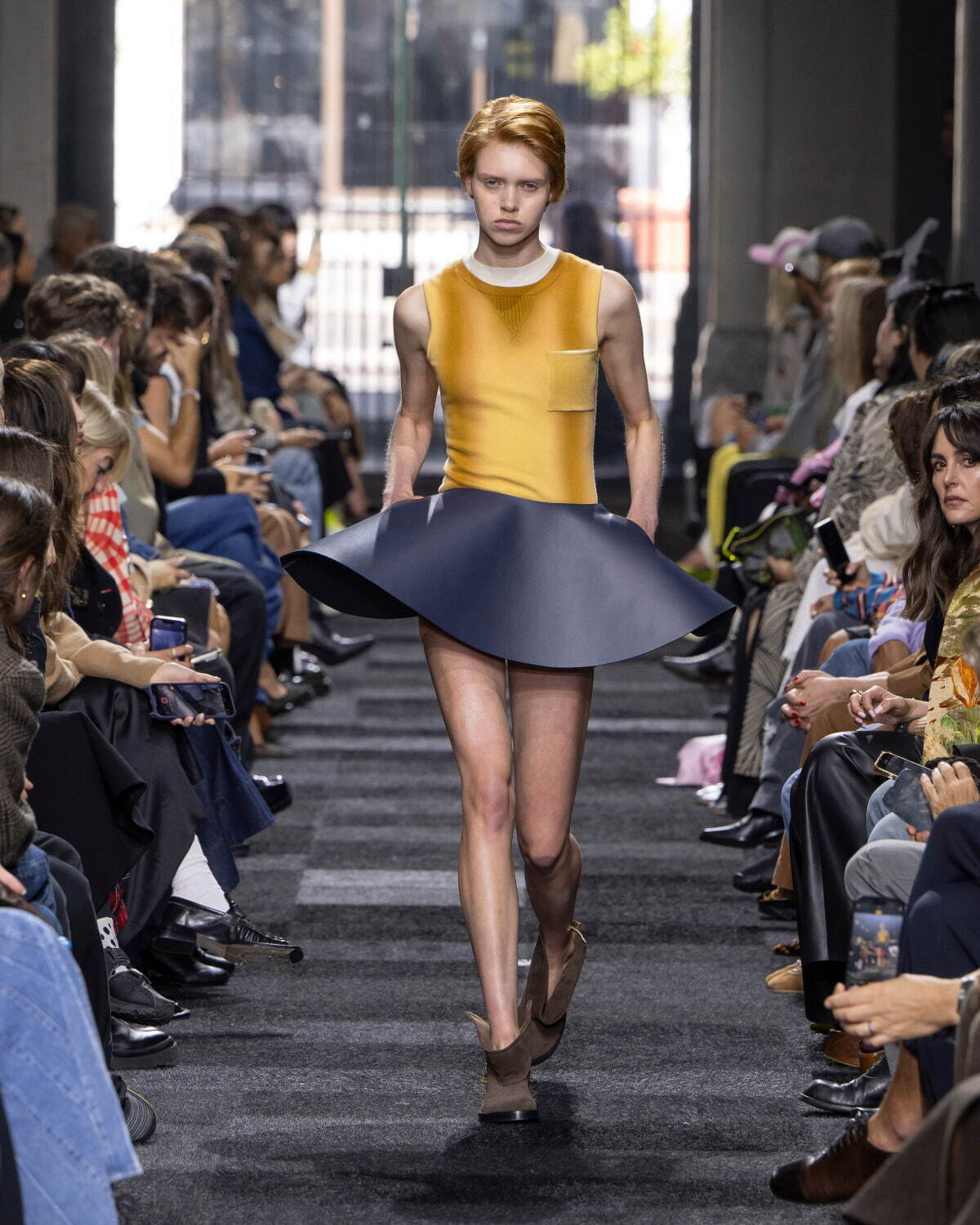 JW アンダーソン(JW Anderson) 2025年春夏ウィメンズコレクション  - 写真18