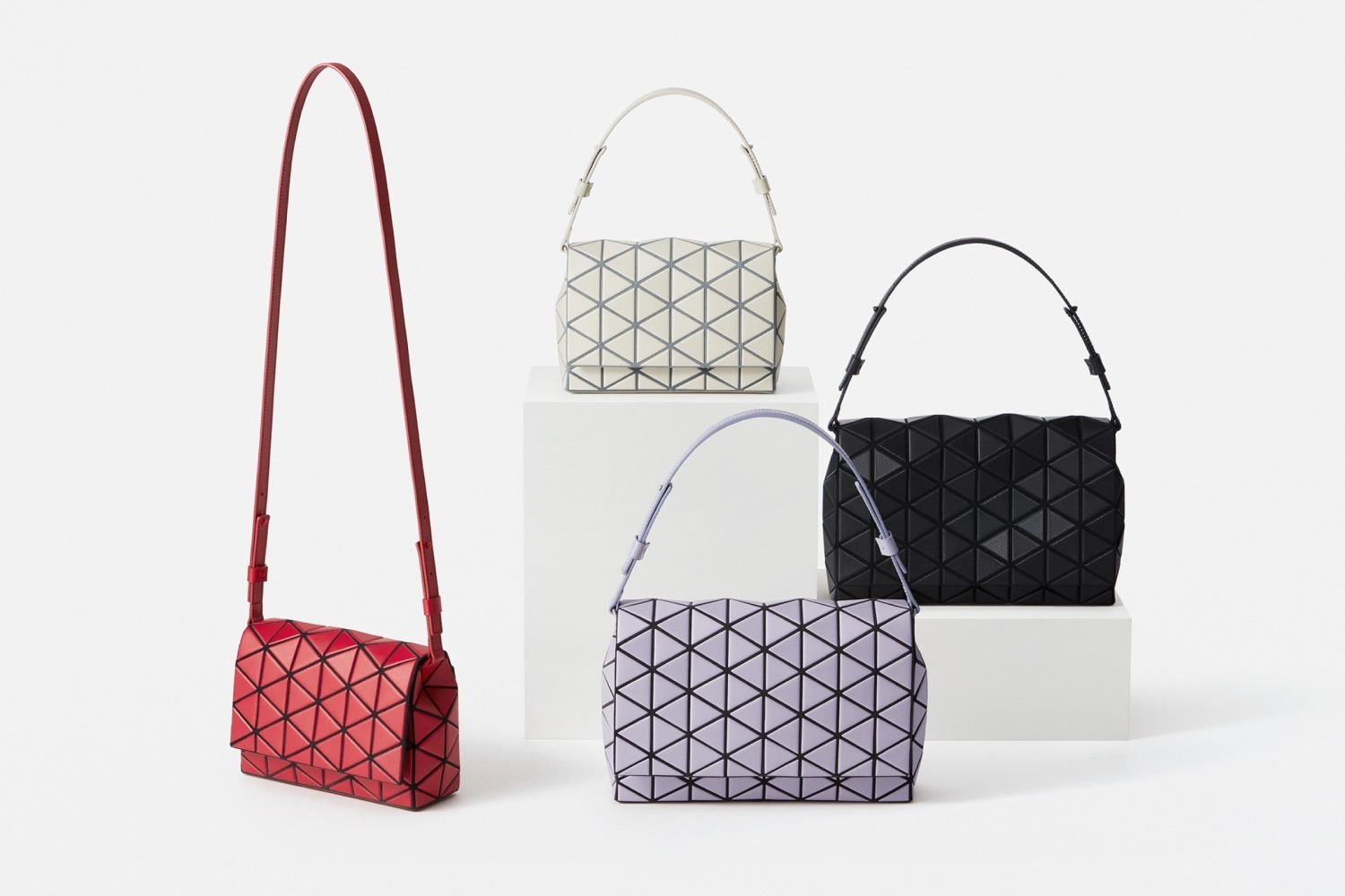 BAO BAO ISSEY MIYAKE、ポシェットのカスタムイベントを阪急うめだ本店で開催 - ファッションプレス